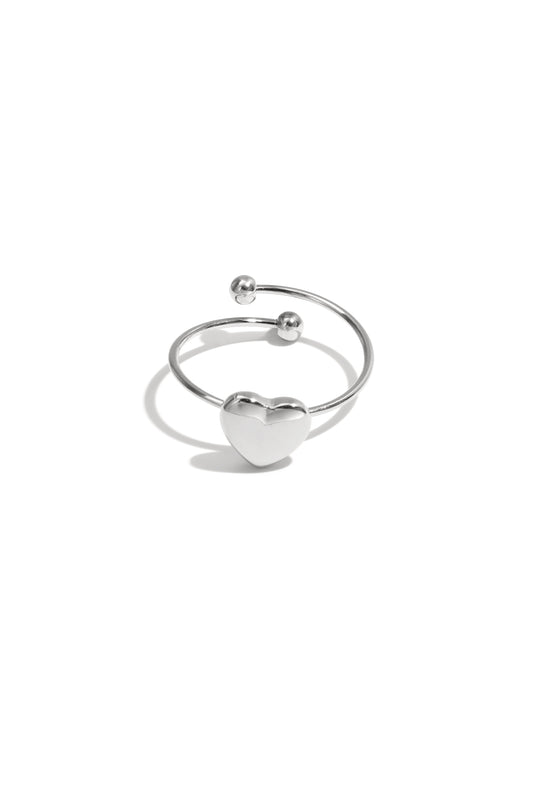 Bague simple en forme de petit cœur