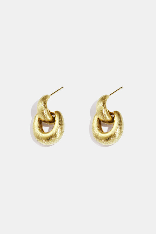 Boucles d'oreilles à maillons organiques avec un effet mat